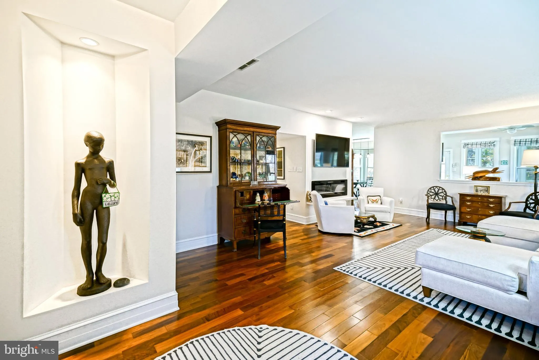 Rehoboth Beach, Delaware 19971, United States, 4 Bedrooms Bedrooms, ,5 BathroomsBathrooms,Residential,Pending,28645