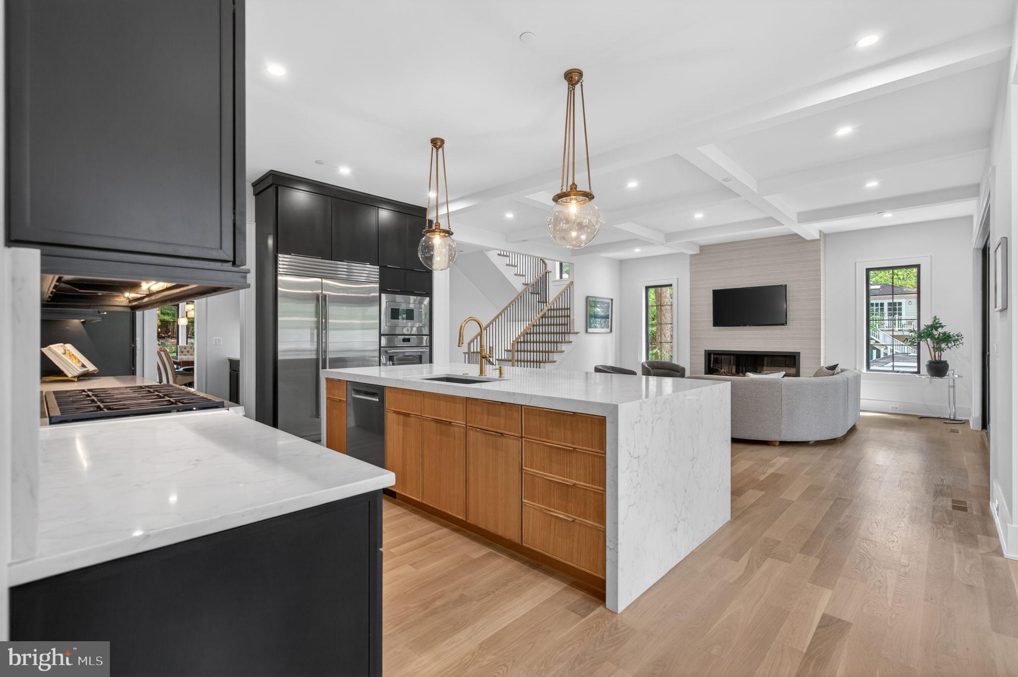 GLEN ECHO HEIGHTS - Residential