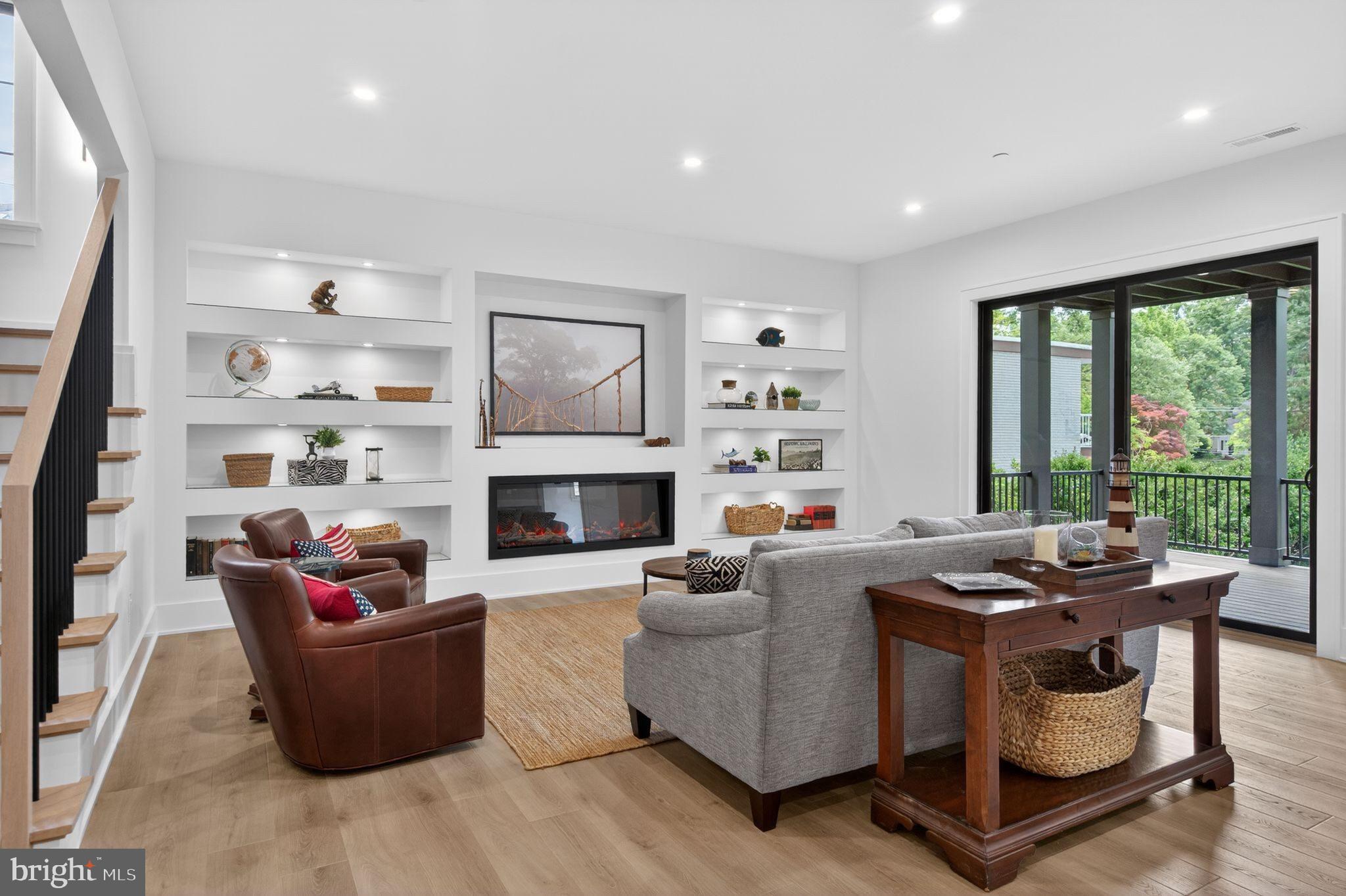 GLEN ECHO HEIGHTS - Residential