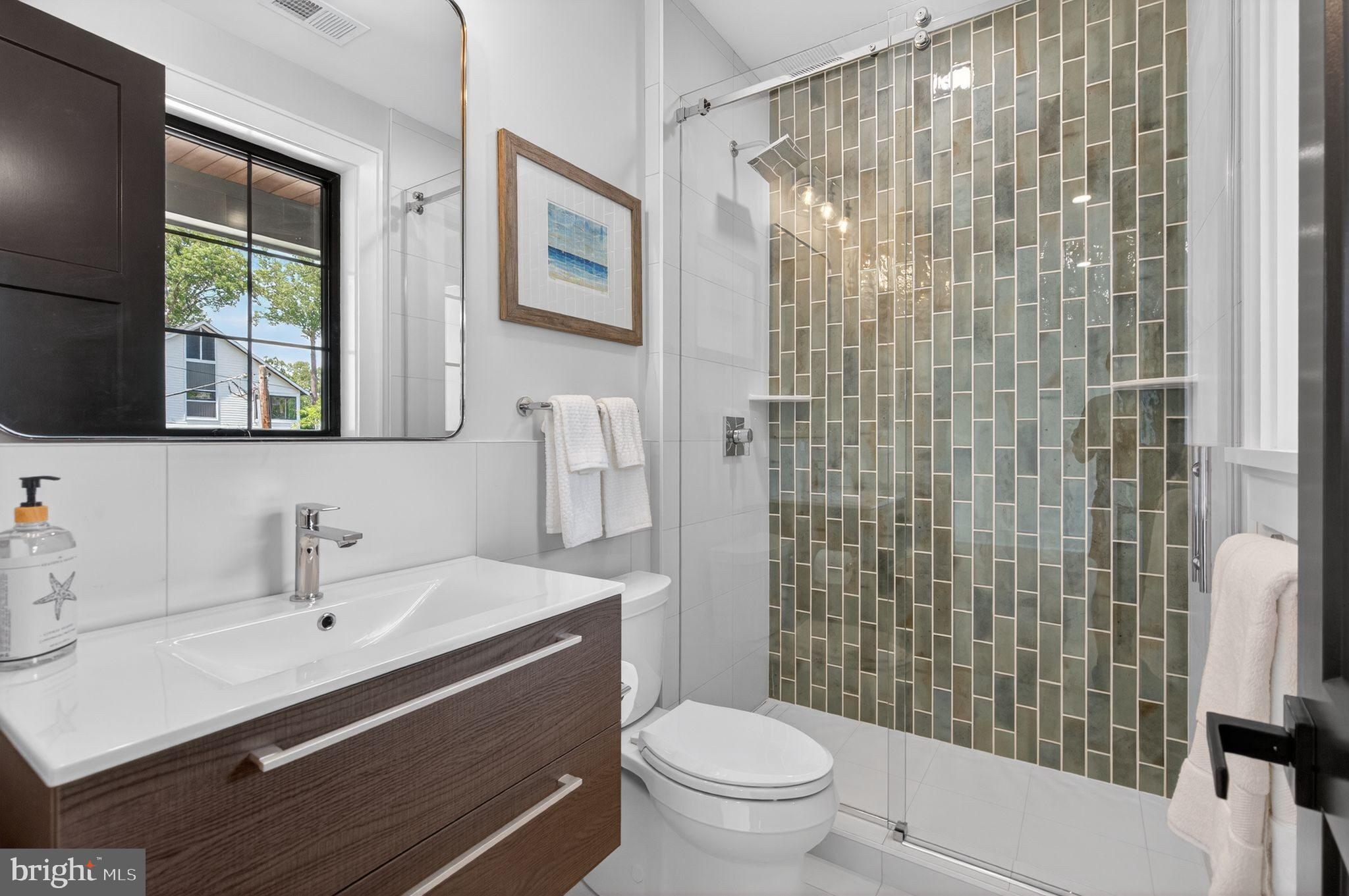 GLEN ECHO HEIGHTS - Residential