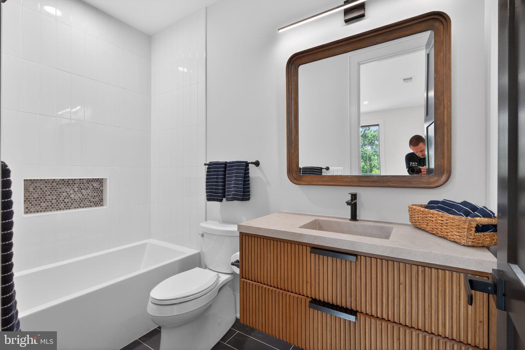 GLEN ECHO HEIGHTS - Residential