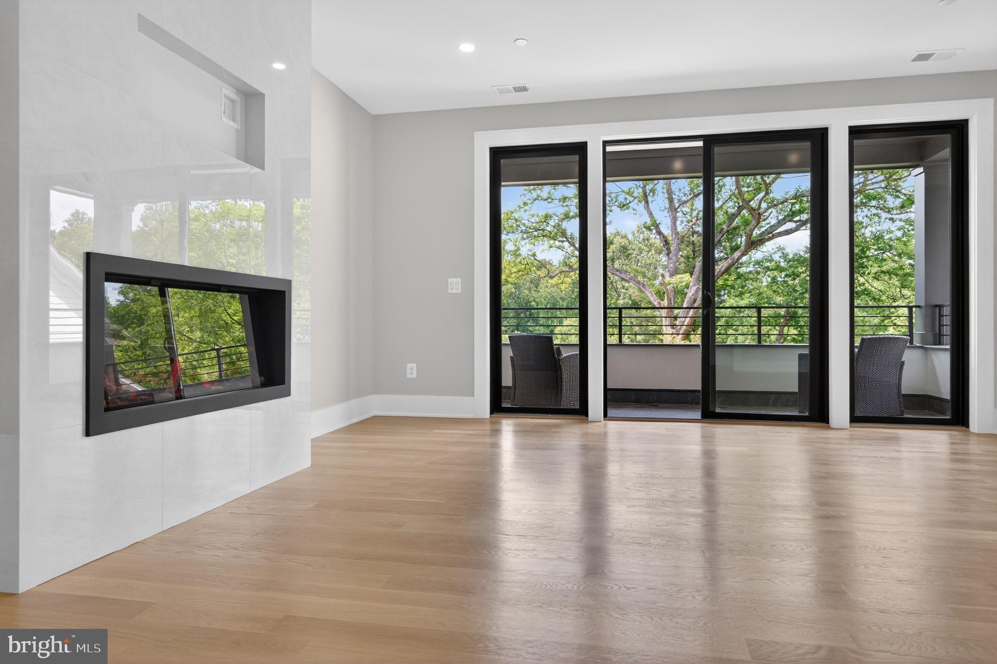 GLEN ECHO HEIGHTS - Residential