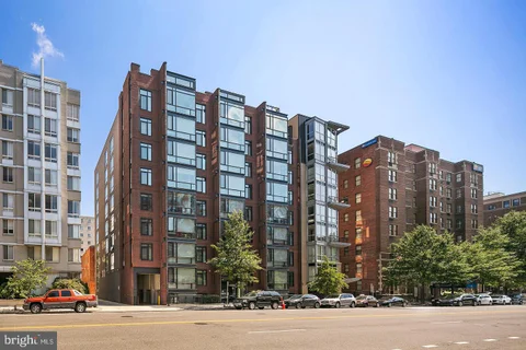 MLS: DCDC2282140
