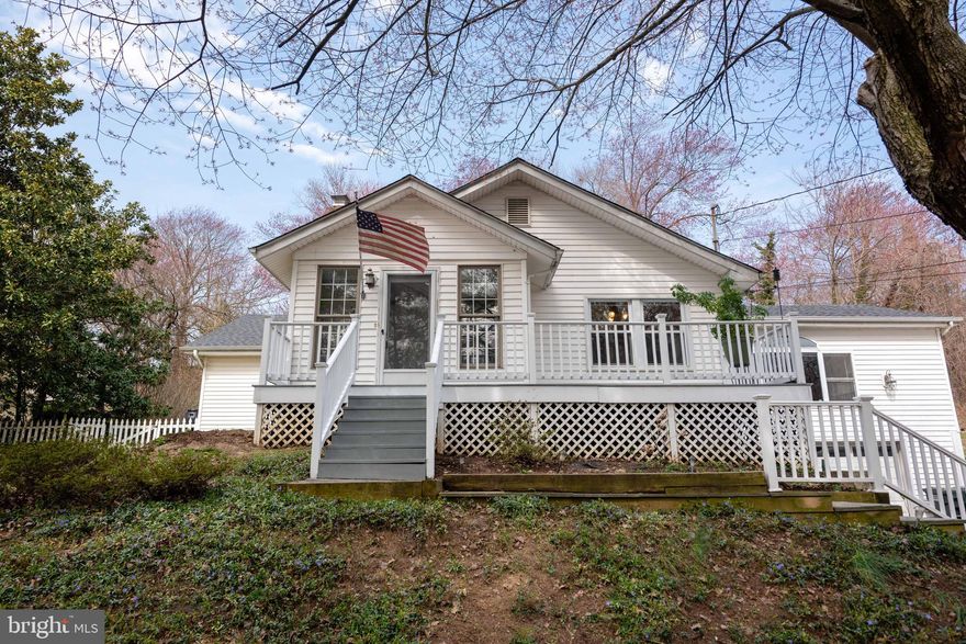 Beautiful single family home in Alexandria area of Fairfax County that backs to woods.  4BD/2 BA home Completely updated kitchen with custom cabinetry, pull-out pantry, granite counters, marble-topped island, stainless steel appliances. Open floor plan keeps the main living spaces connected.
Gorgeous huge windows let in plenty of natural light, and custom cordless blinds give privacy.
Huge welcoming great room, perfect for parties or family gatherings, or just for movie or game night.  Beautiful hardwood floors throughout.  Fireplace in formal living room, wood-burning stove in library.
Crown molding and other unique architectural details like doorway arches and exposed brick.  Built-in floor to ceiling bookcases in library/family room - great place to display your treasures or honor a love of books!
Large spacious bedrooms with good storage space including built-ins in bedrooms 2 and 3. Ceiling fans in all rooms.  Finished 2 car garage attached to house with automatic openers and coded access.
Newer patio in large shady backyard.
Huge unfinished basement for plenty of storage
Ideal location - Less than 5 miles from Ft Belvoir (10 min to Telegraph Road Gate); 3 miles to Huntington Metro (Yellow Line) and I-495; 4 miles to Van Dorn Metro (Blue Line) and I-95/395; 15 min to Old Town Alexandria; 20-30 min to DC; extremely close to Lee District Rec Center (awesome free splash park, playground, pool, gym, preschool, classes) grocery store, community coffee shop, and library; across the street from DASH bus stop.  Pet Friendly!!!