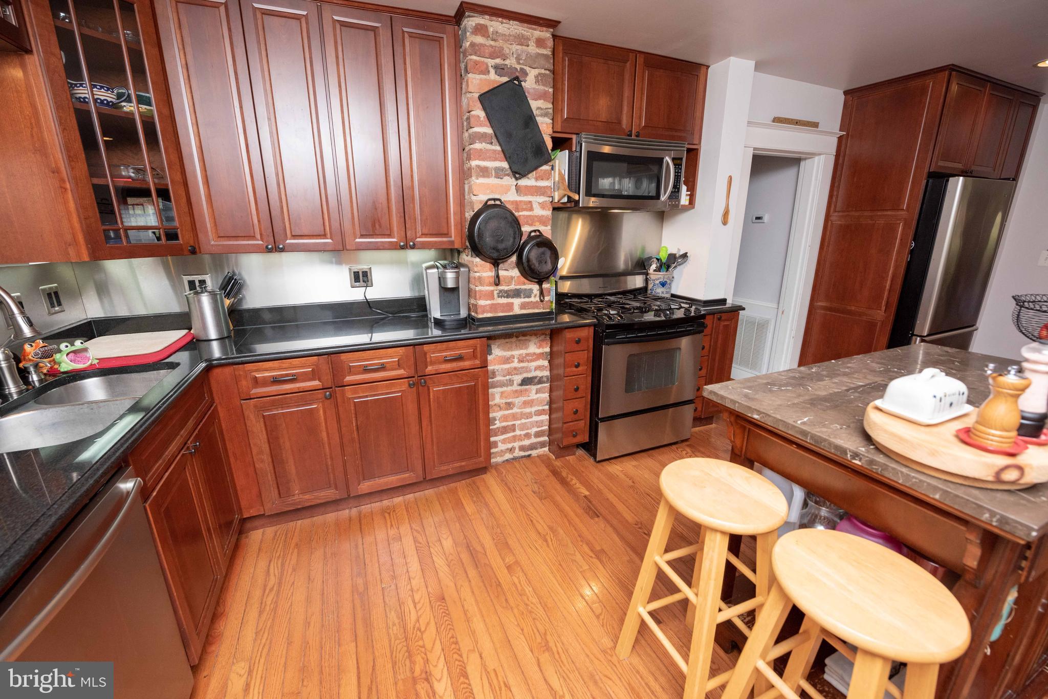 ALEXANDRIA - Residential Lease