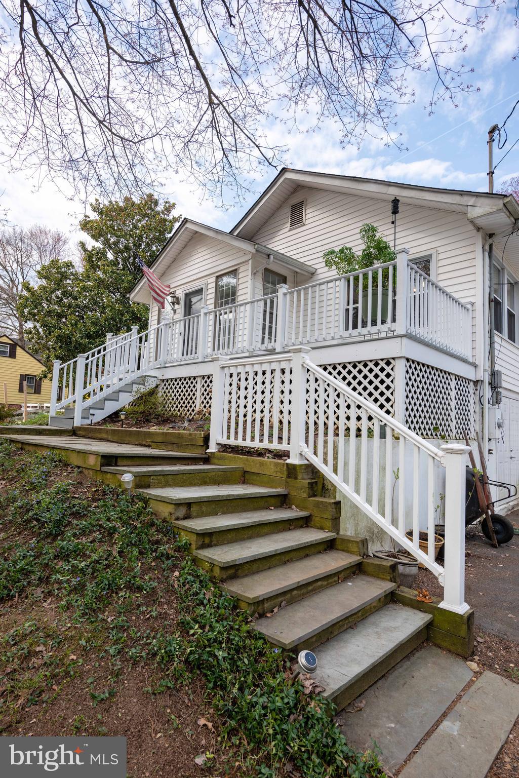 ALEXANDRIA - Residential Lease