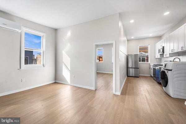 775 S 8TH ST # 3F, PHILADELPHIA, PA 19147 - Image b2f3dcbb8a44d08c898d3b2b93890944/3253590443