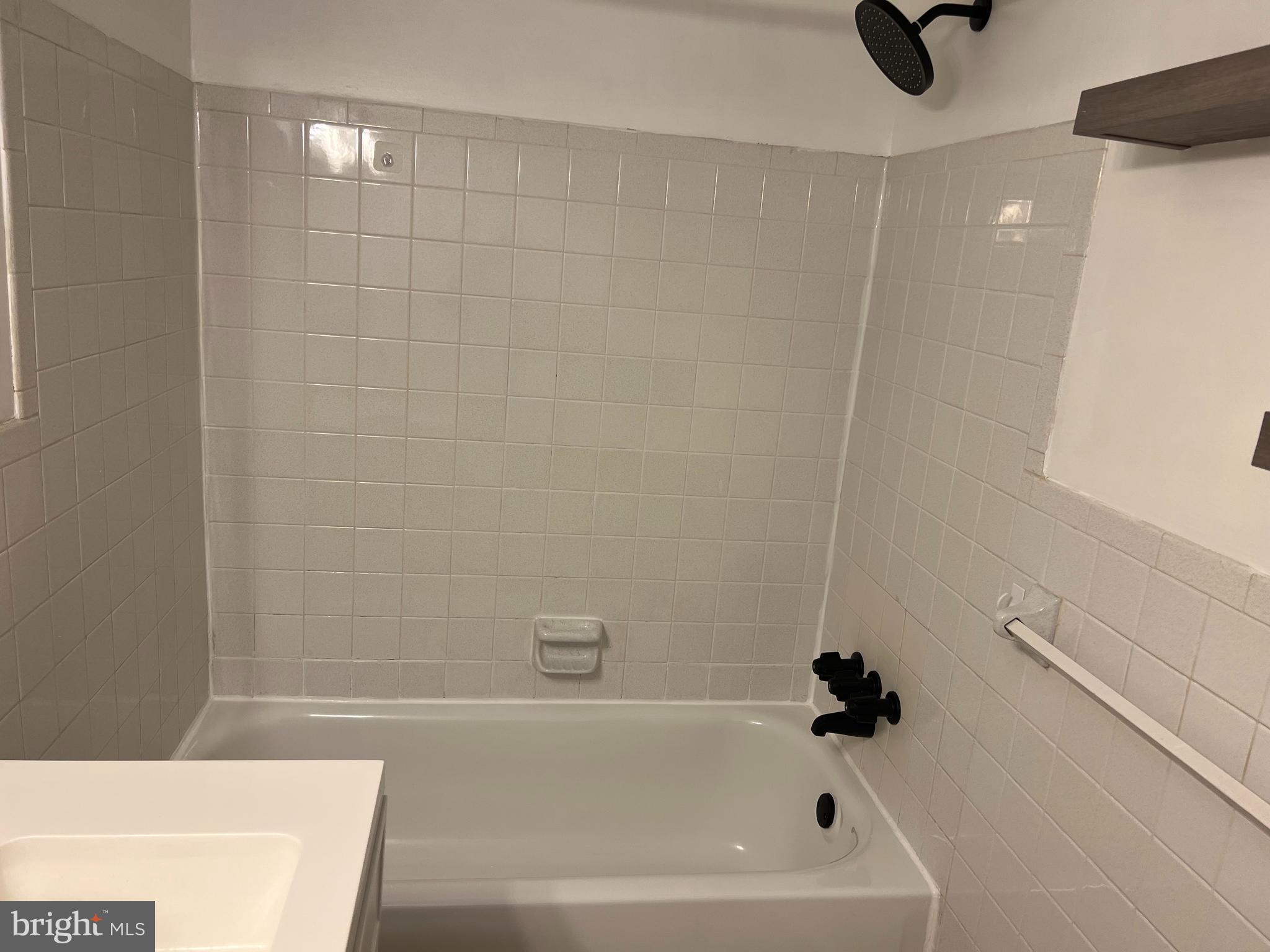 ELKINS PARK - Residential Lease