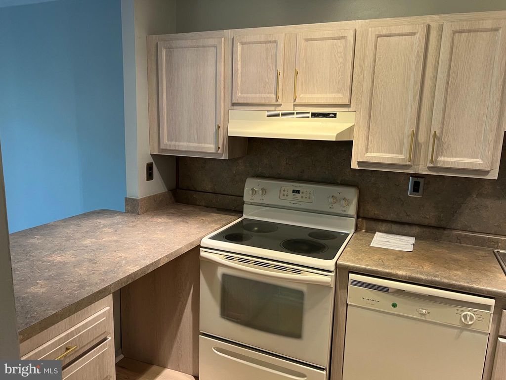 Photo of 46 Township Line Road #209, ELKINS PARK, PA 19027 (MLS # PAMC2163162)