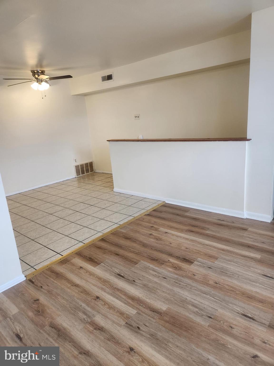 4320 E HOWELL STREET 1