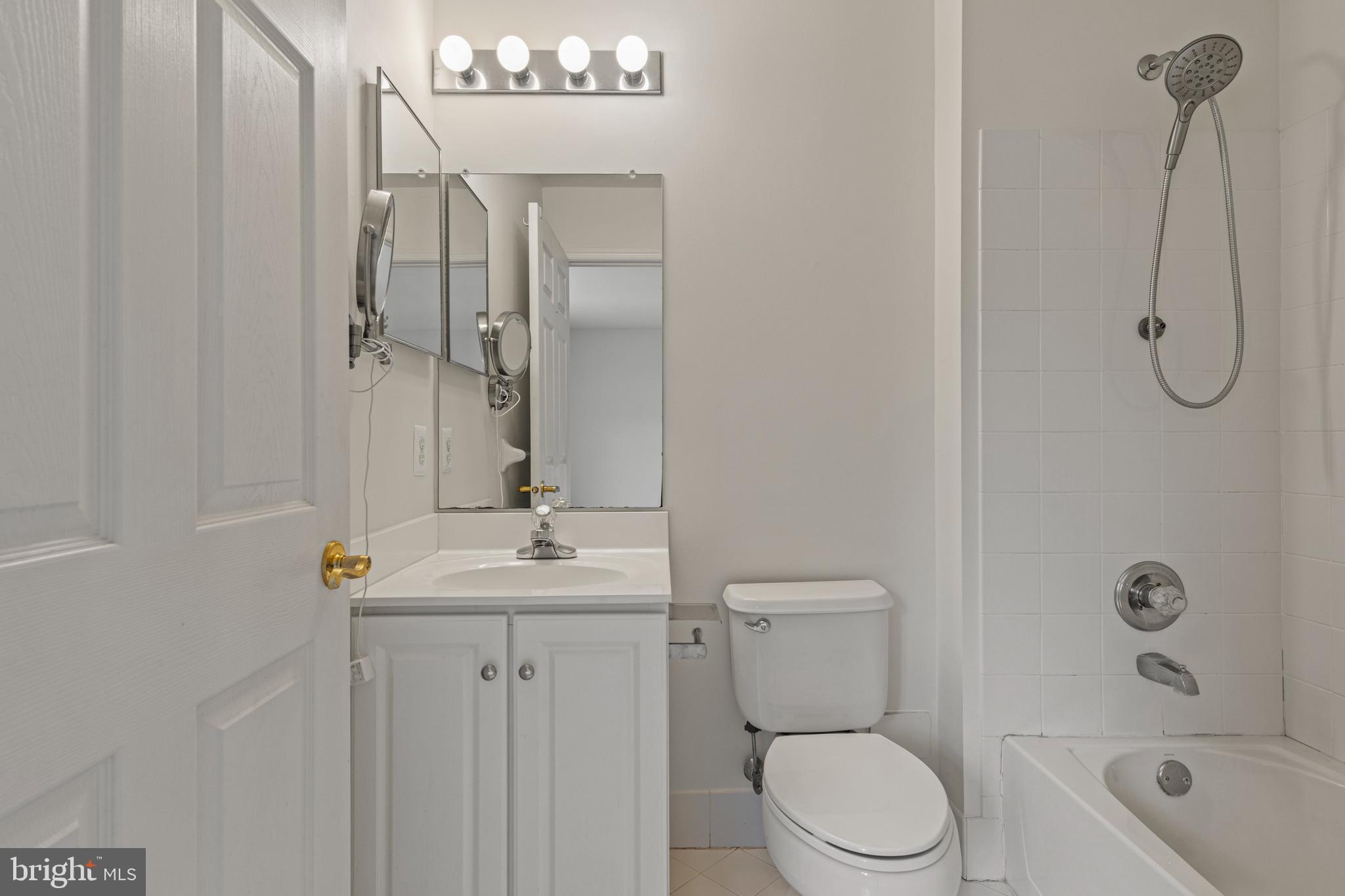 GREENS @ WAYNESBOR - Residential