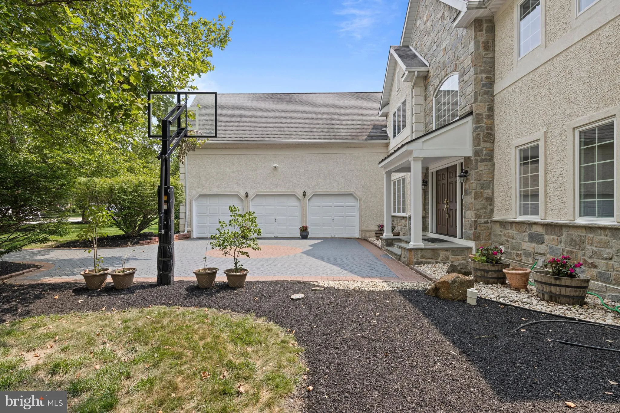 Berwyn, Pennsylvania 19312, United States, 4 Bedrooms Bedrooms, ,5 BathroomsBathrooms,Residential,Active,188830