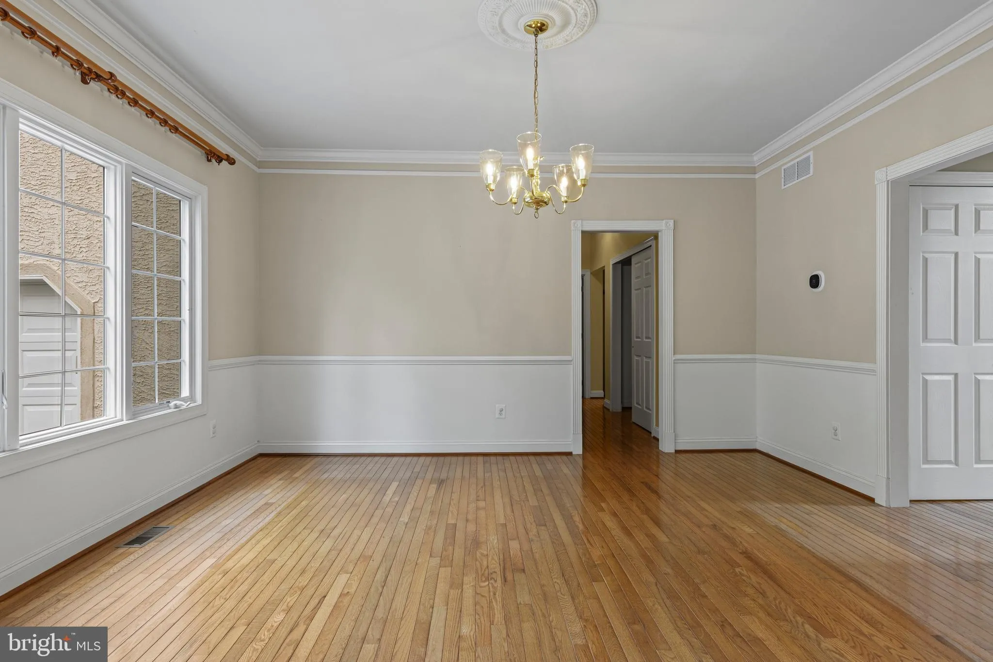 Berwyn, Pennsylvania 19312, United States, 4 Bedrooms Bedrooms, ,5 BathroomsBathrooms,Residential,Active,188830