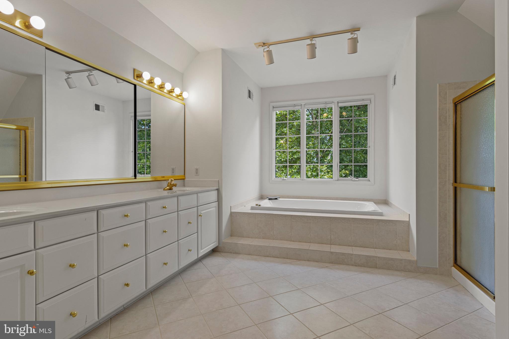 GREENS @ WAYNESBOR - Residential