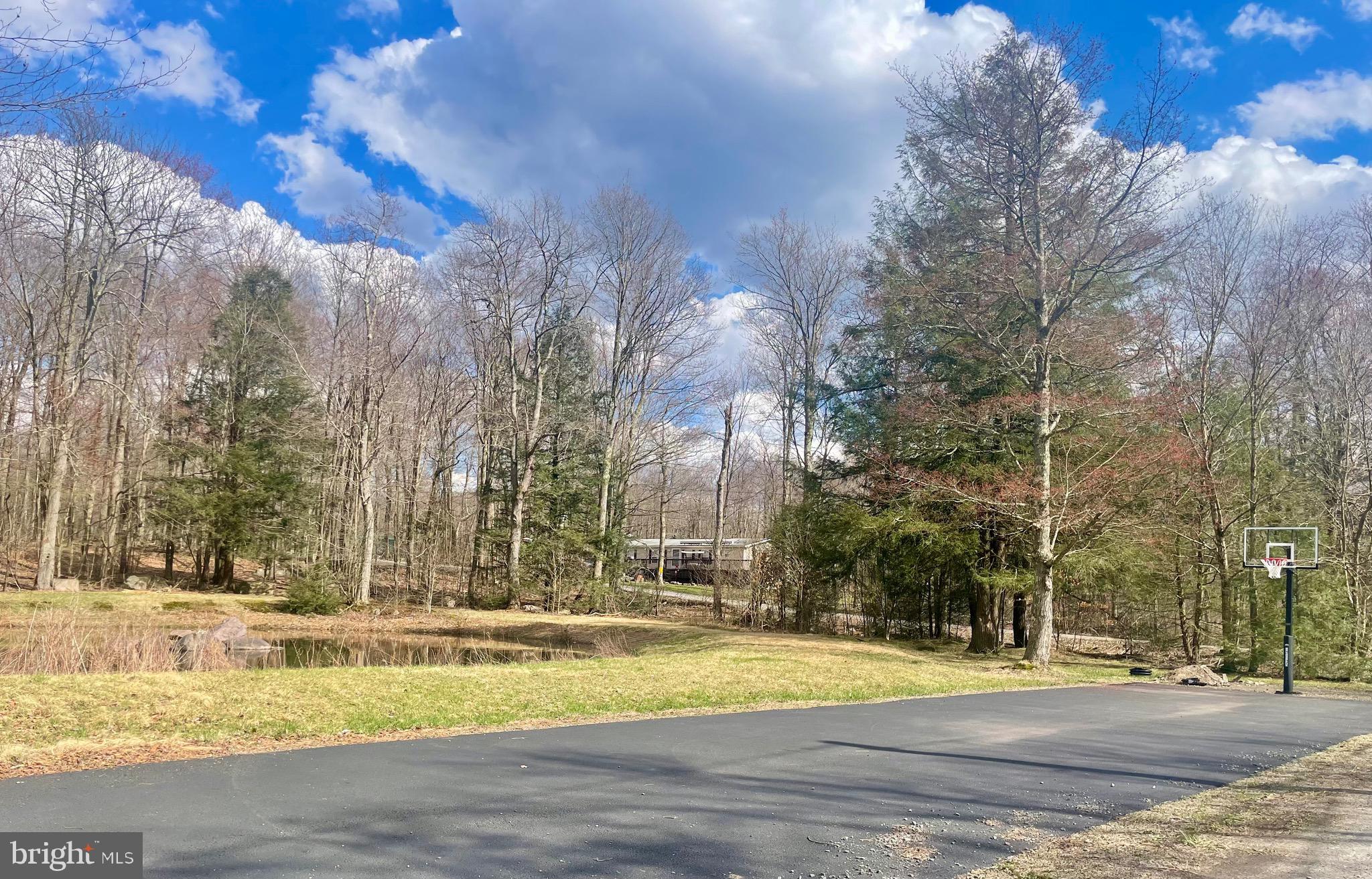 INDIAN COUNTRY - Land