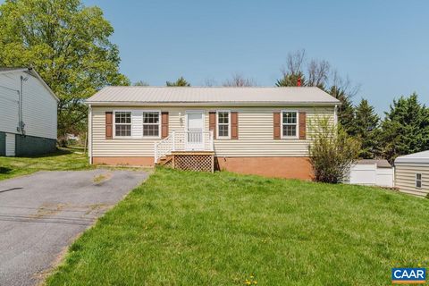 21 BEVERLEY ST VERONA VA 24482