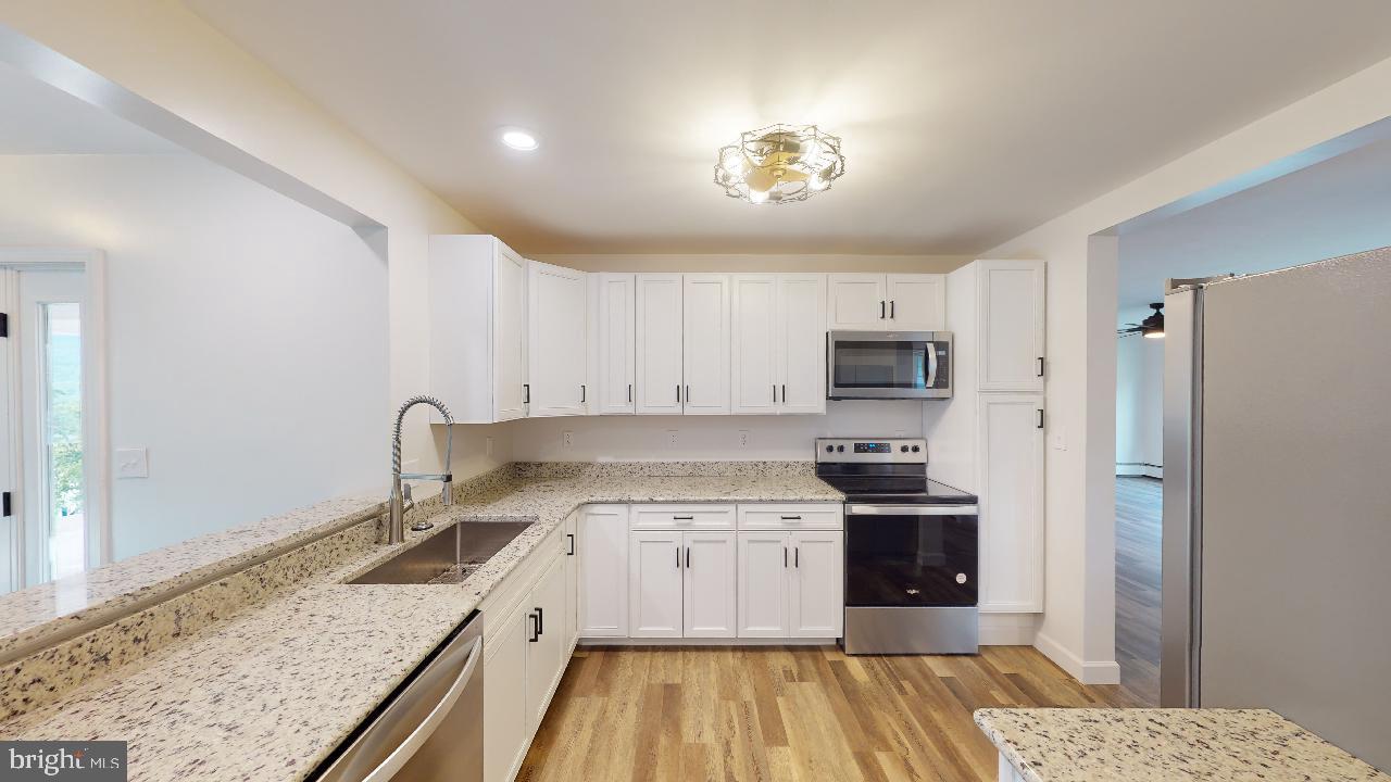 WEST END KEYSER - Residential