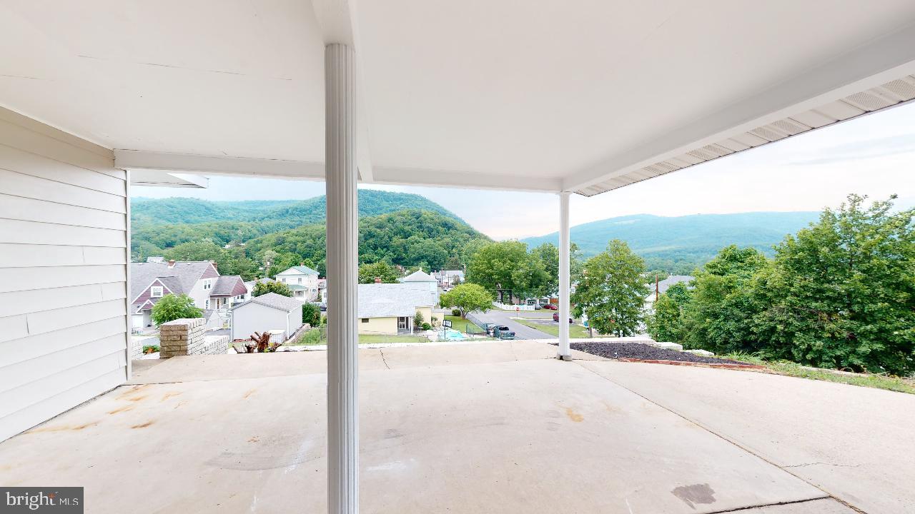 WEST END KEYSER - Residential