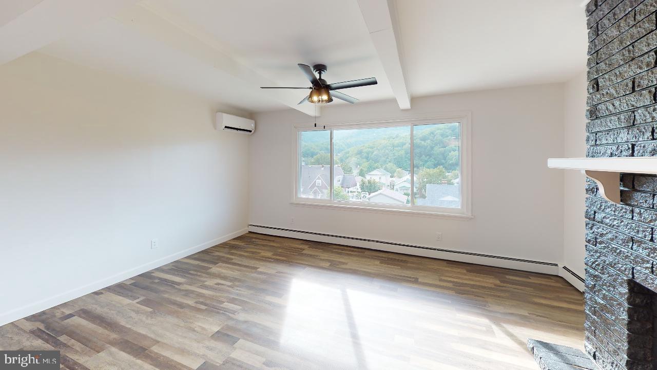 WEST END KEYSER - Residential