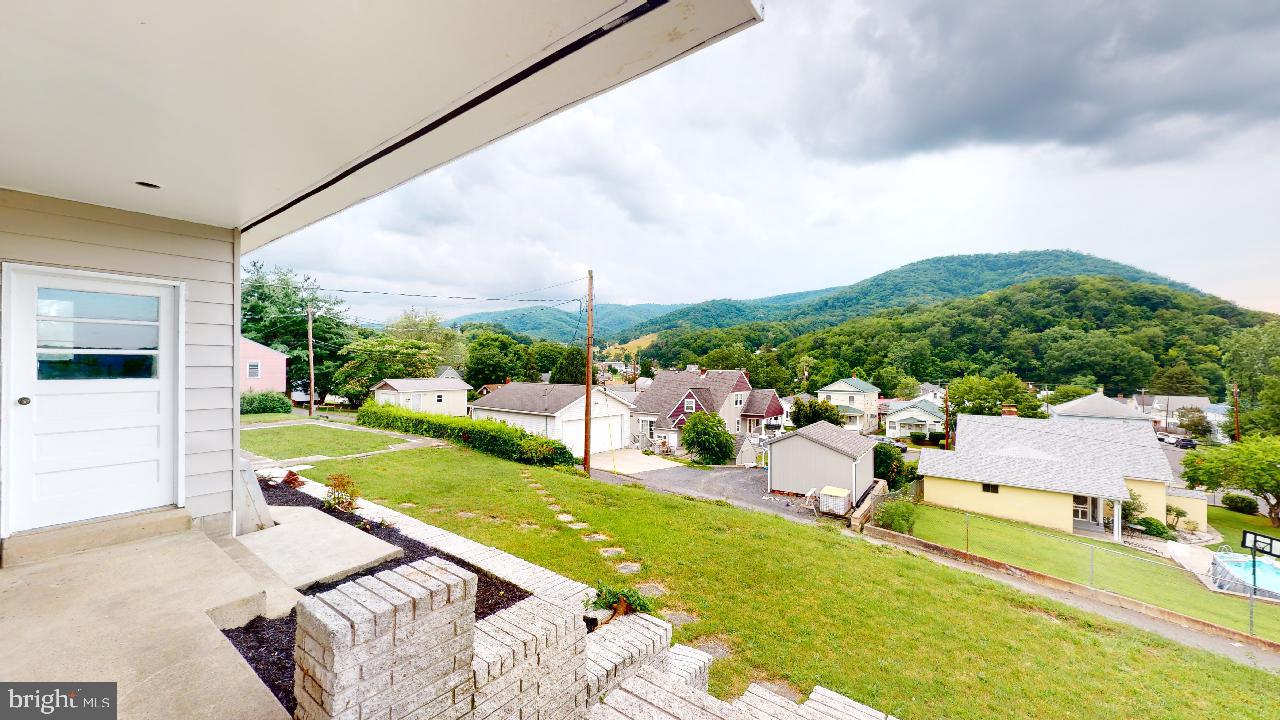 WEST END KEYSER - Residential