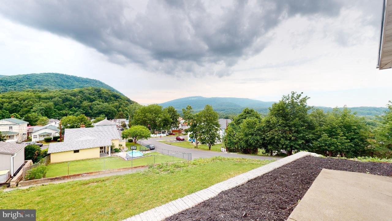 WEST END KEYSER - Residential