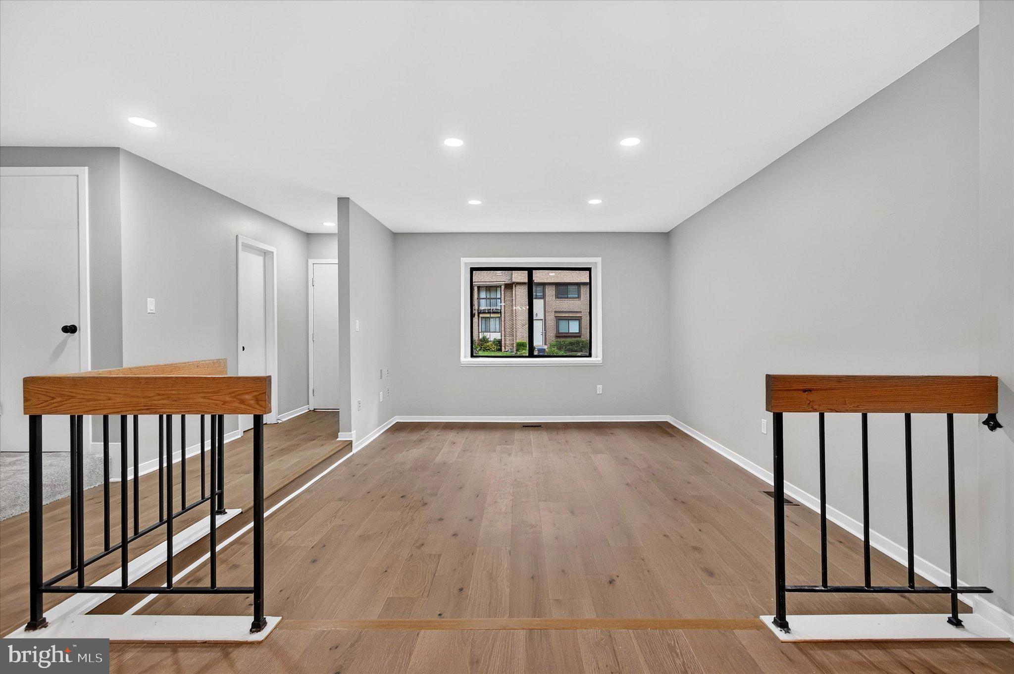 5822 JACKSONS OAK COURT