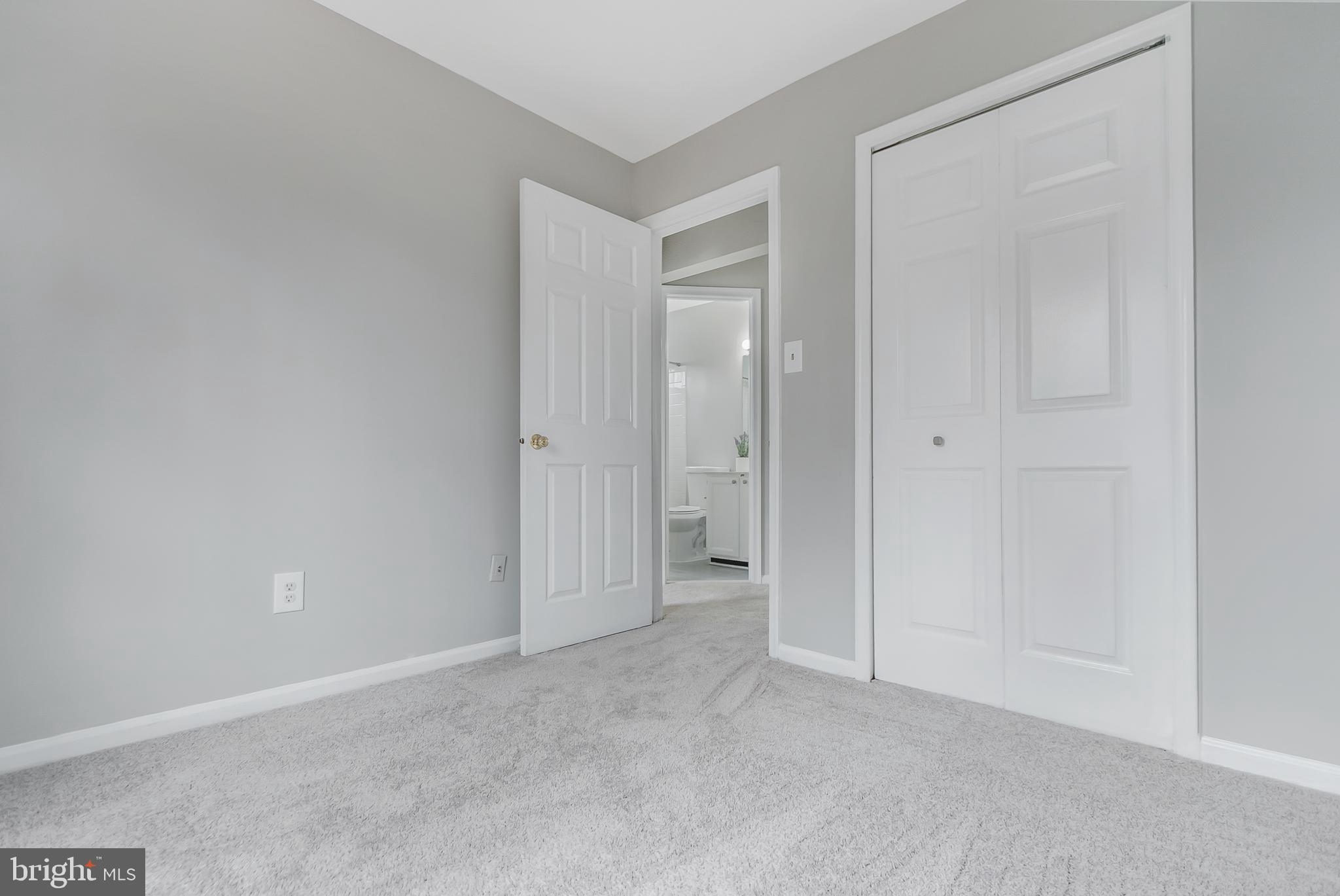 SPRINGFIELD OAKS - Residential