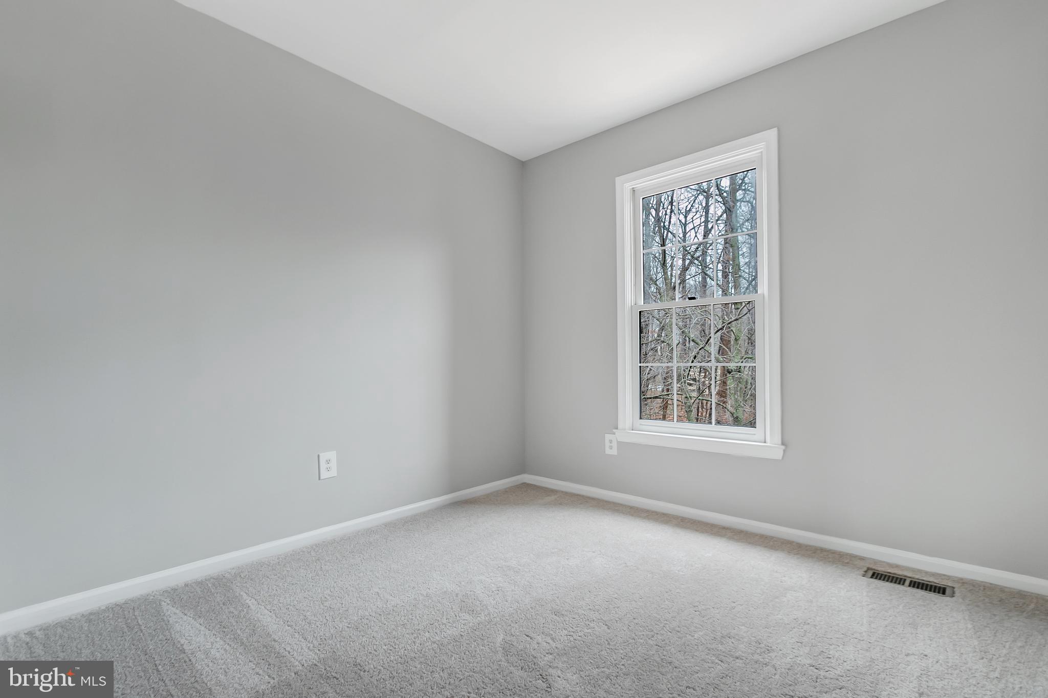 SPRINGFIELD OAKS - Residential