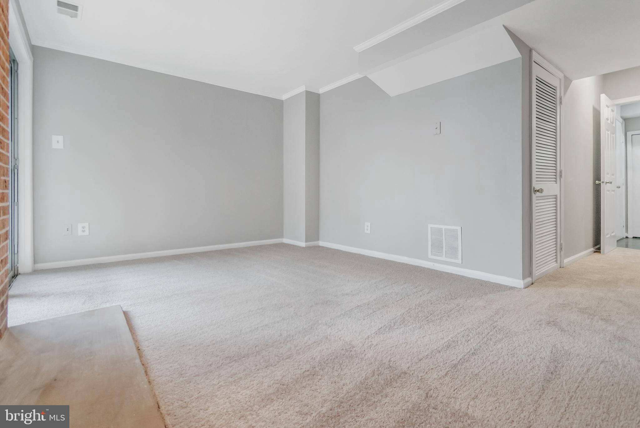 SPRINGFIELD OAKS - Residential