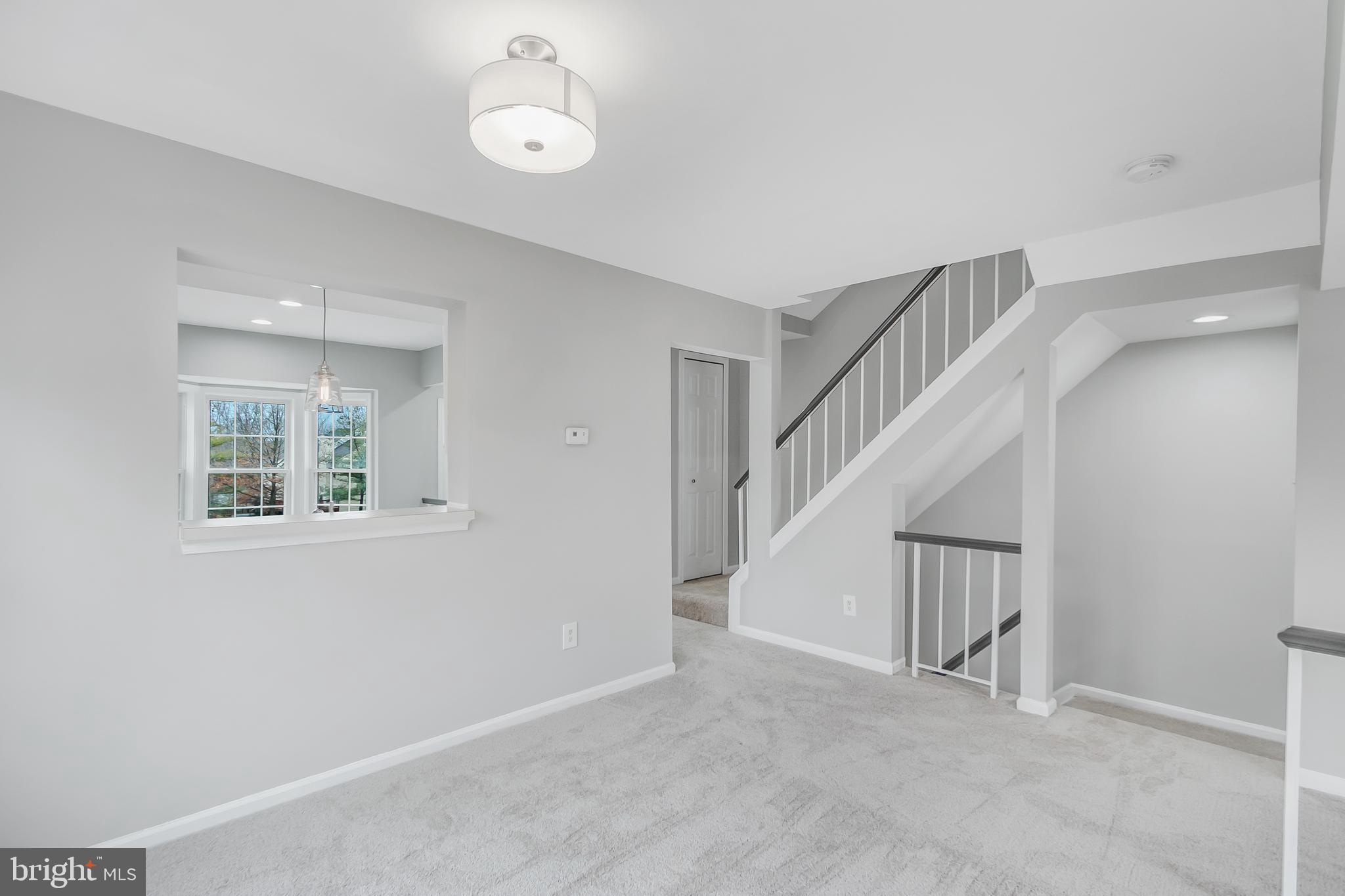 SPRINGFIELD OAKS - Residential