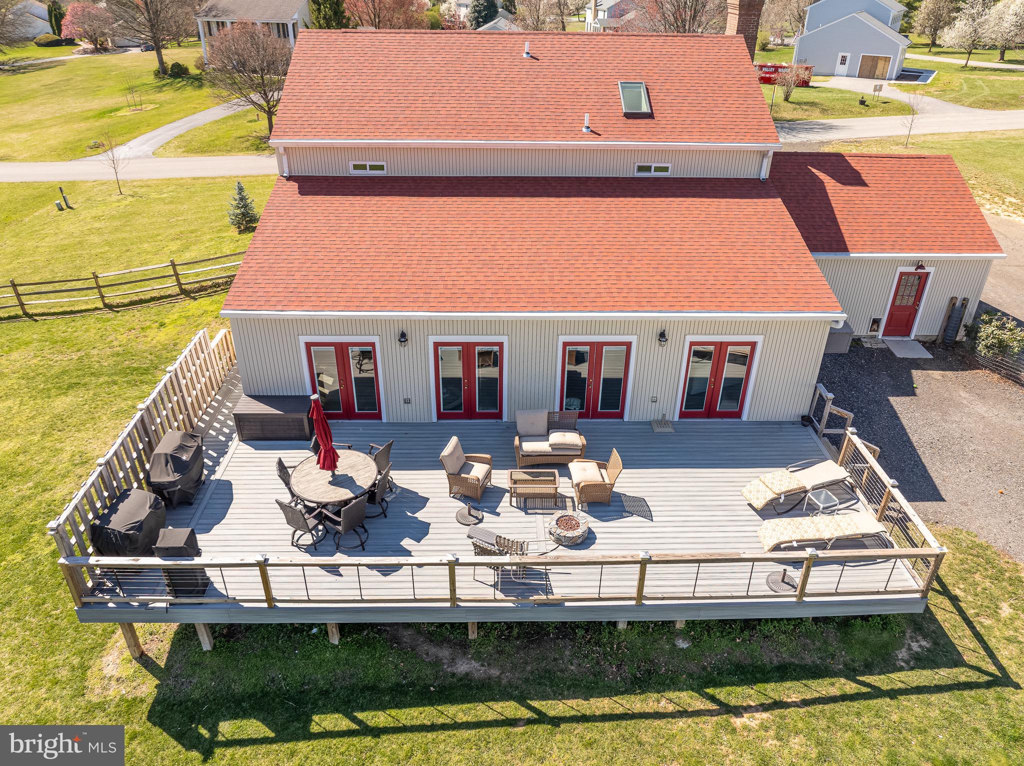 STEEPLE CHASE - Residential