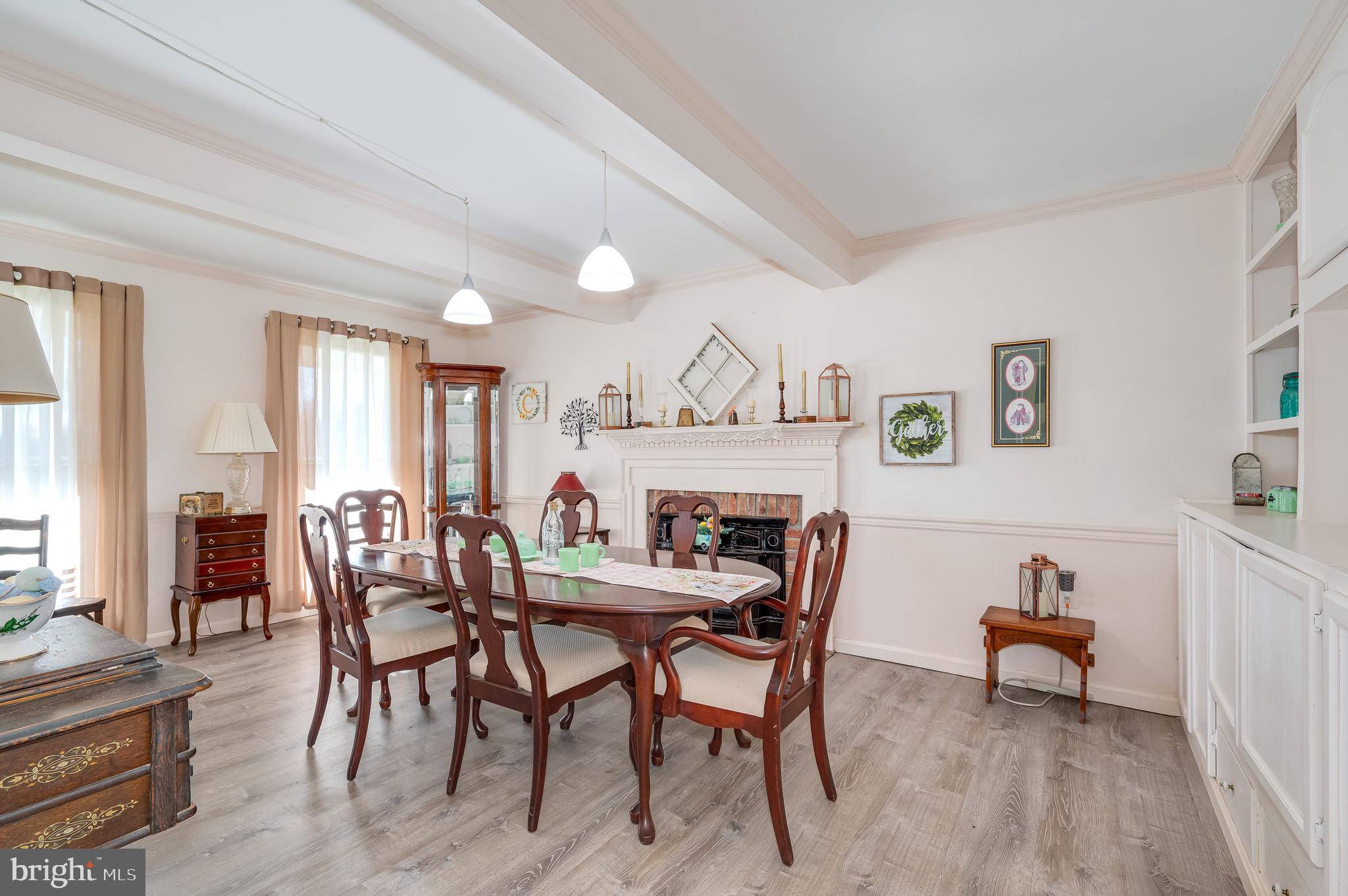 STEEPLE CHASE - Residential