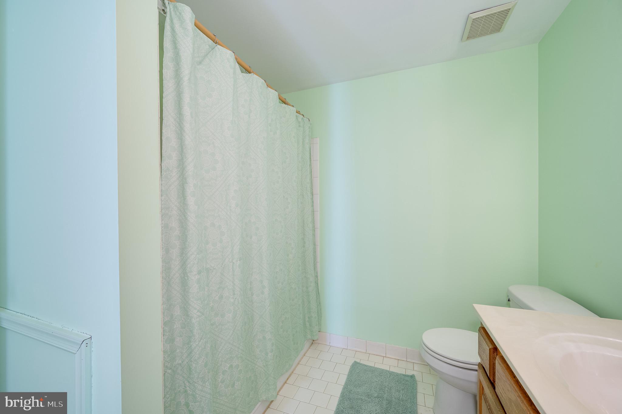 STEEPLE CHASE - Residential