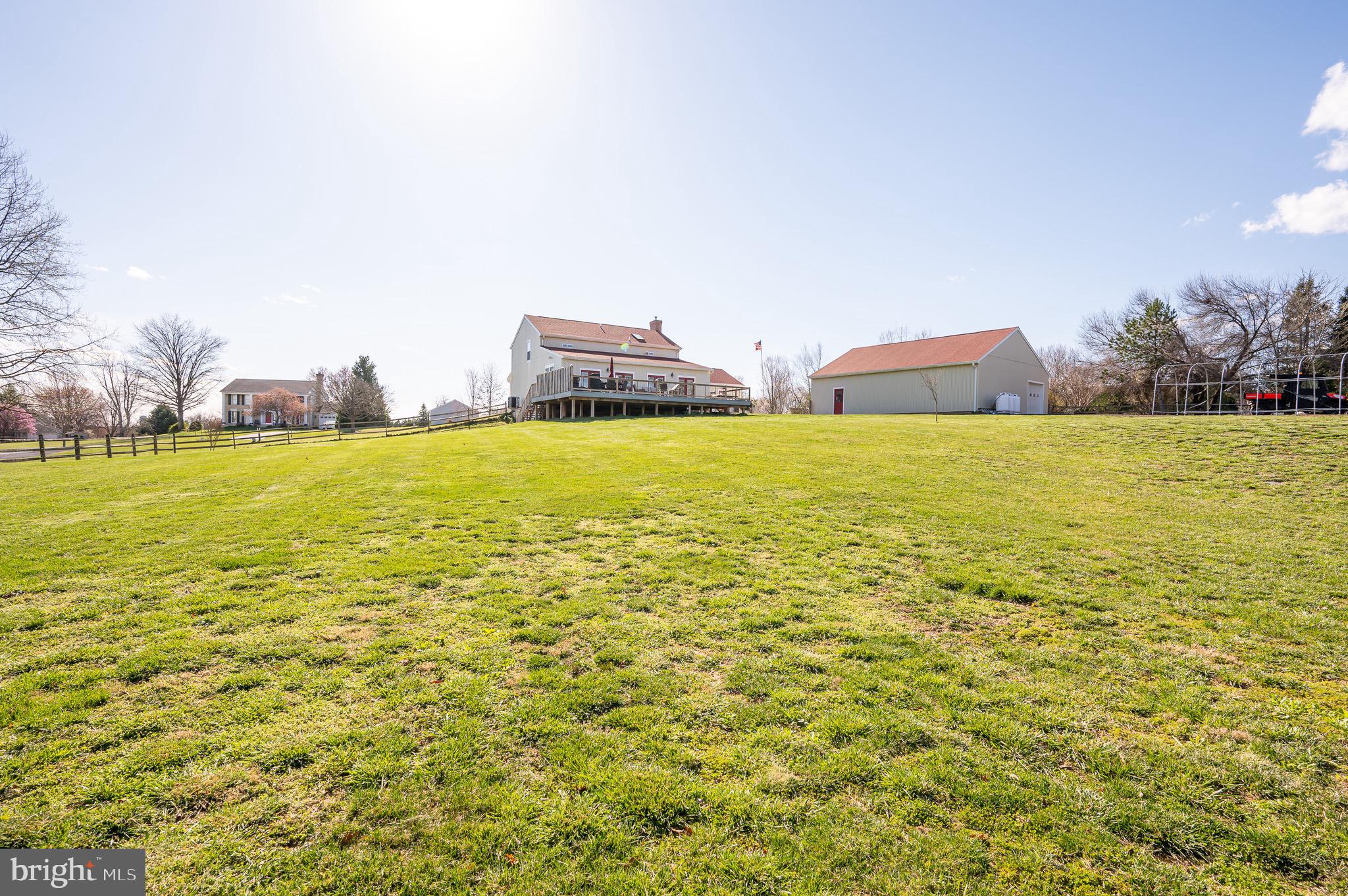 STEEPLE CHASE - Residential