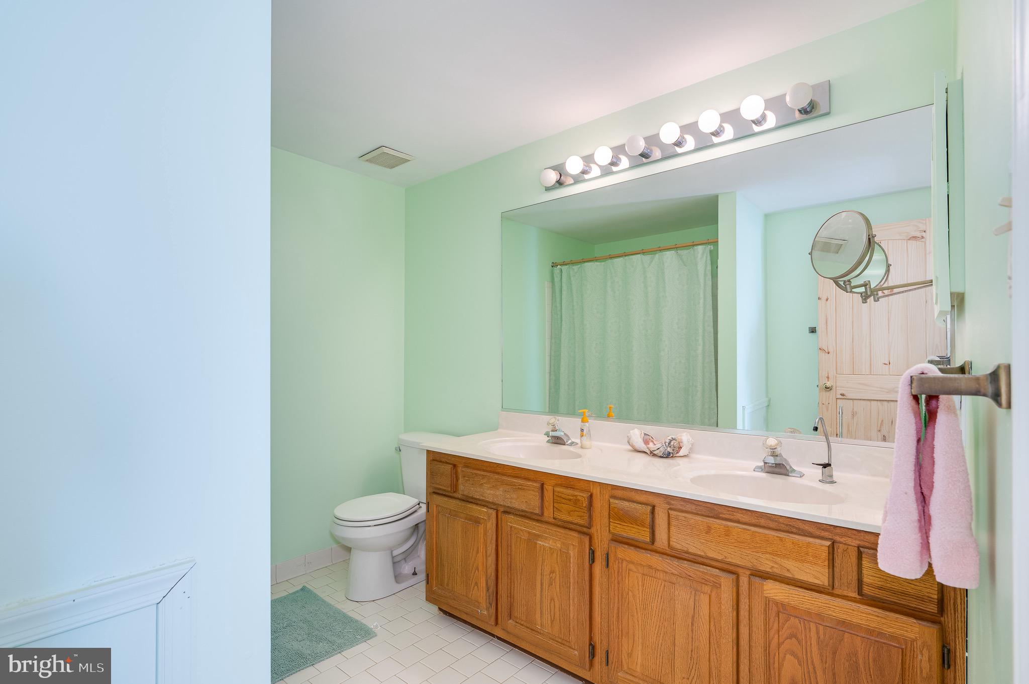 STEEPLE CHASE - Residential