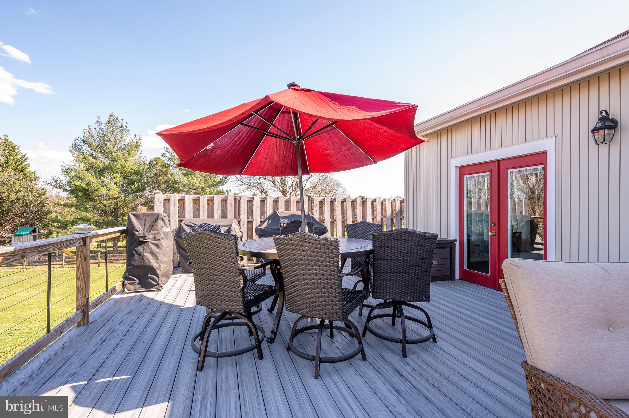 STEEPLE CHASE - Residential