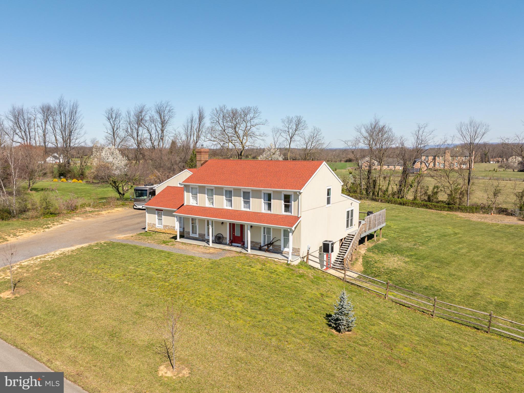 STEEPLE CHASE - Residential