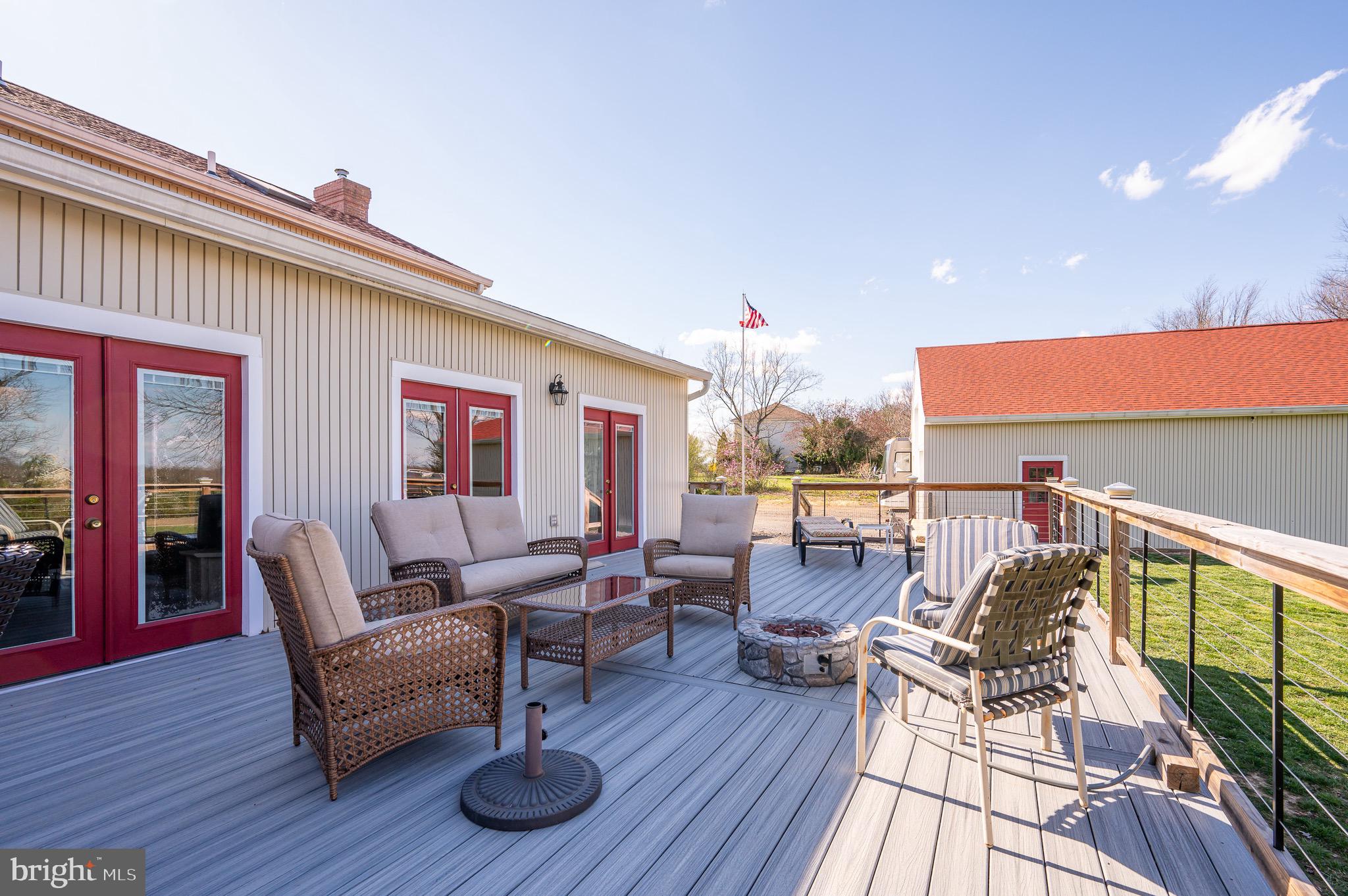 STEEPLE CHASE - Residential