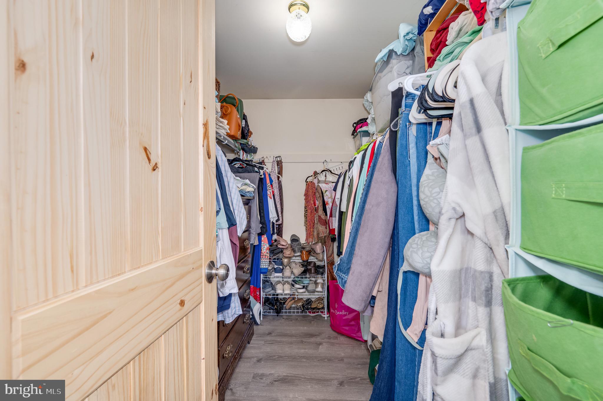 STEEPLE CHASE - Residential