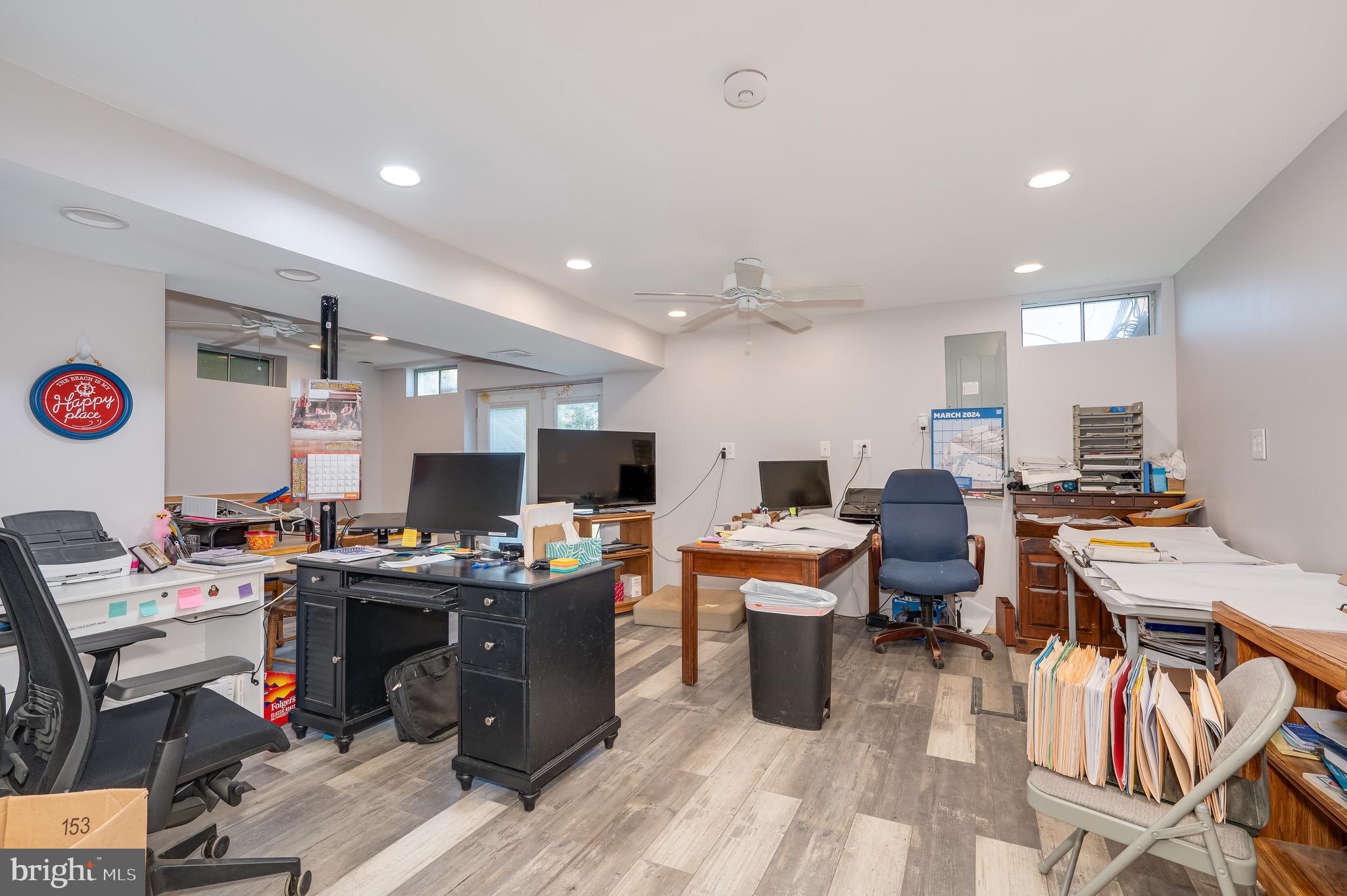 STEEPLE CHASE - Residential