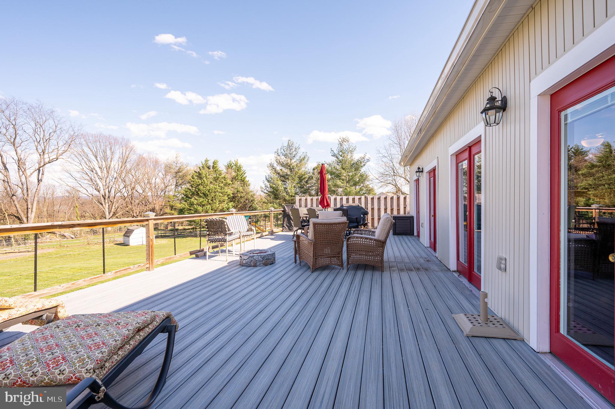 STEEPLE CHASE - Residential