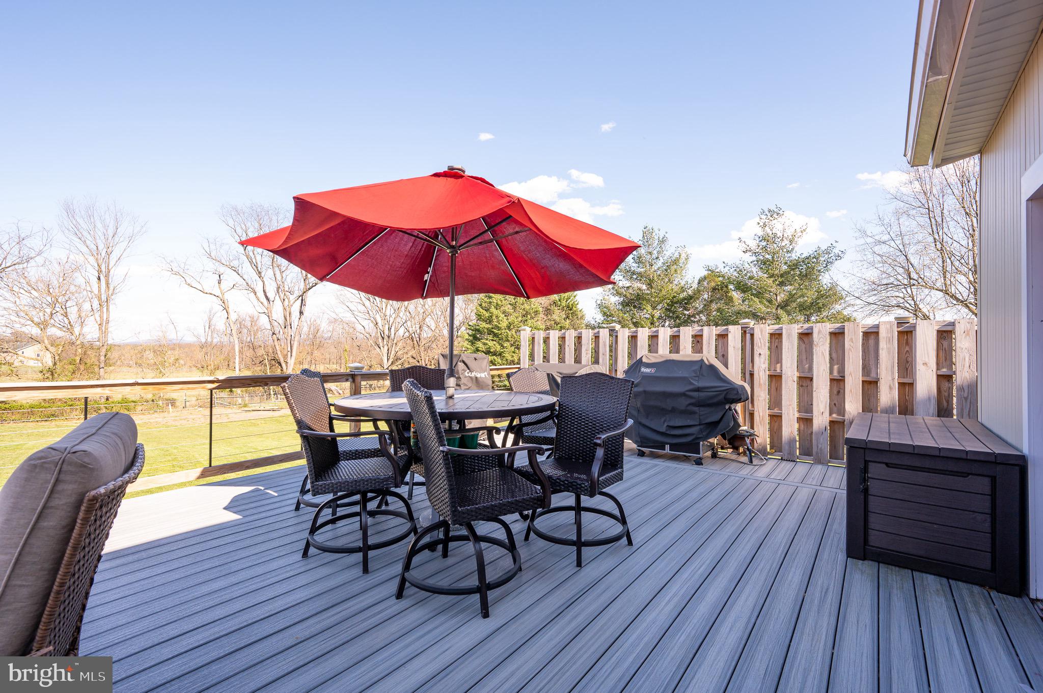 STEEPLE CHASE - Residential