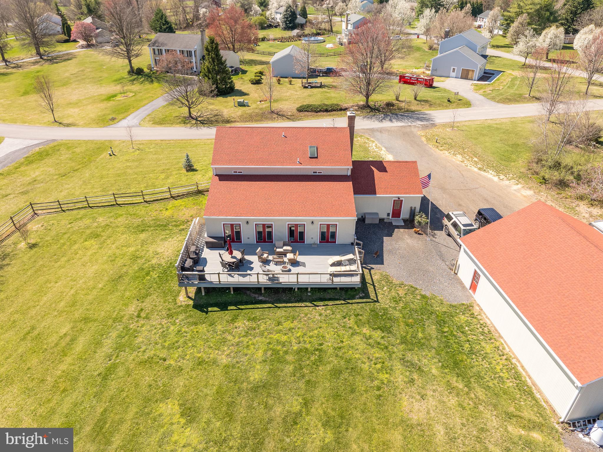 STEEPLE CHASE - Residential