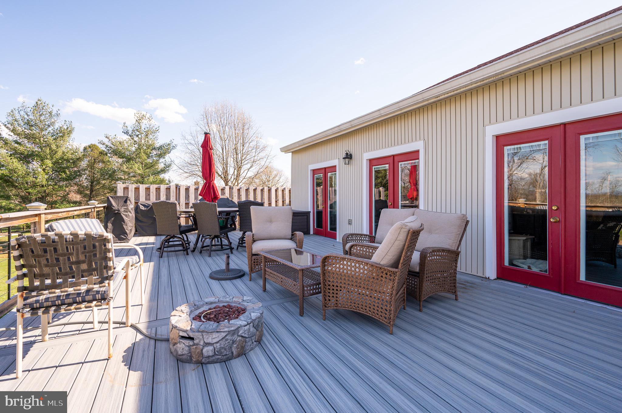 STEEPLE CHASE - Residential