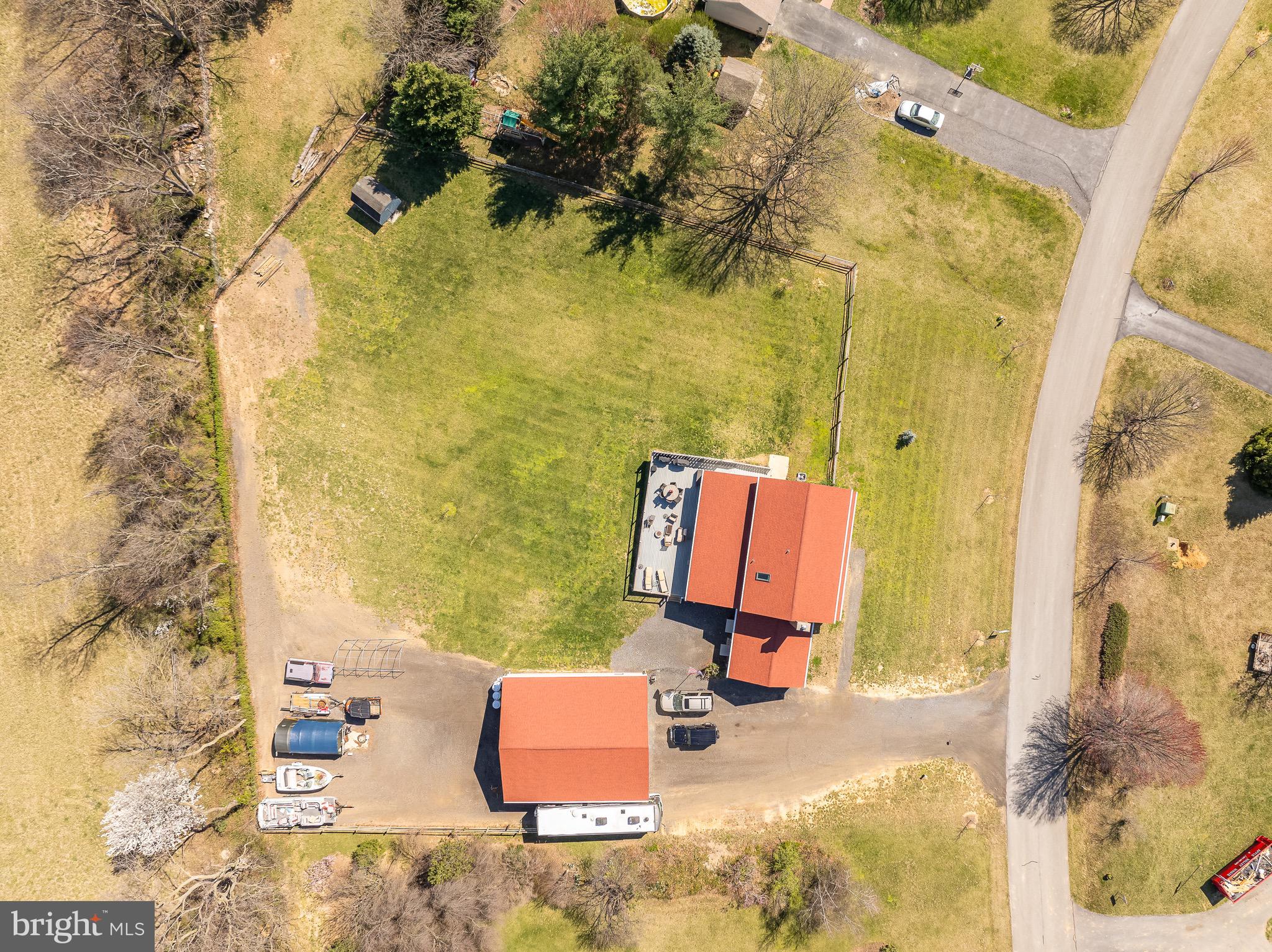 STEEPLE CHASE - Residential