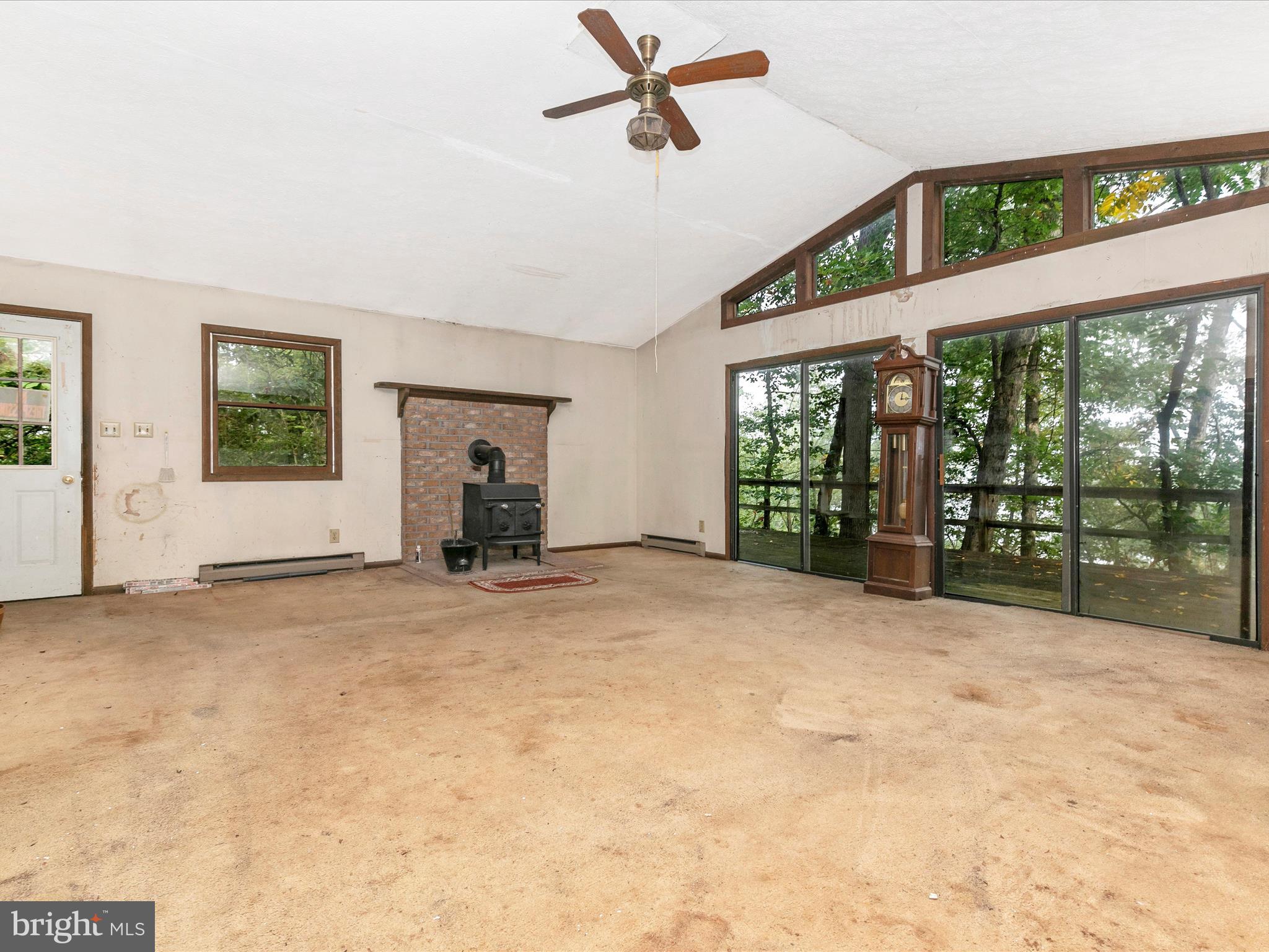 RIVER VIEW - Residential