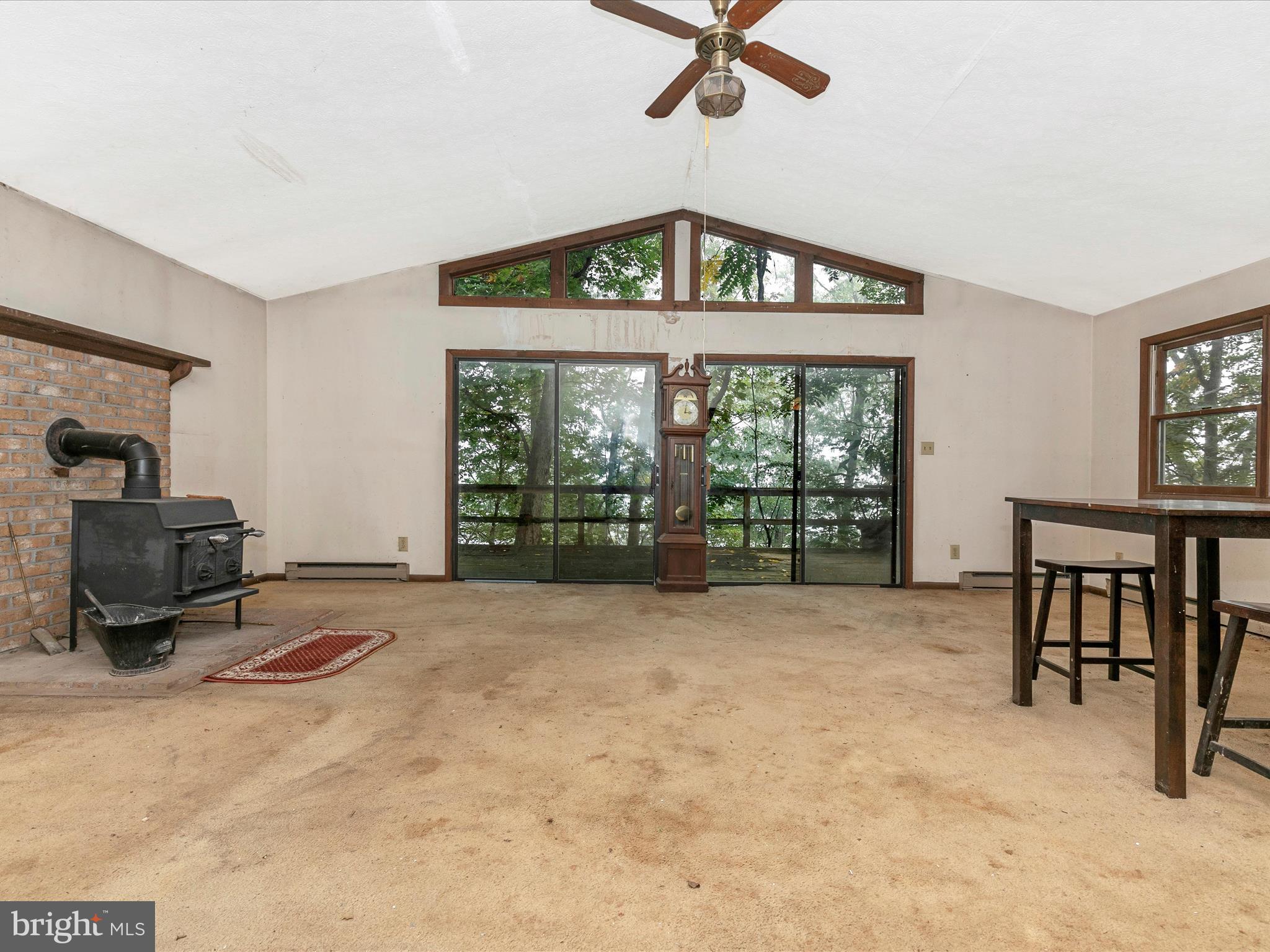 RIVER VIEW - Residential