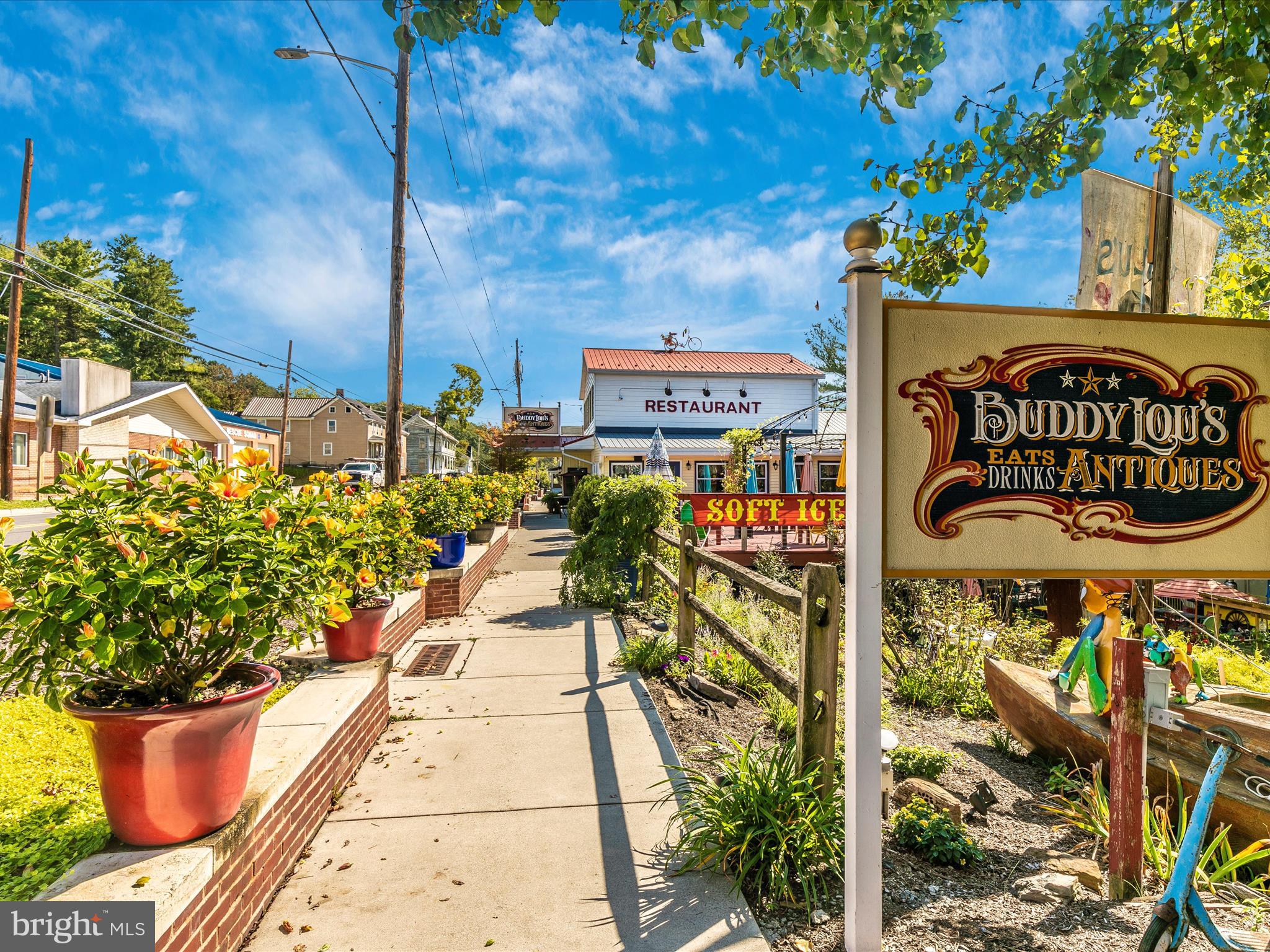 RIVER VIEW - Residential