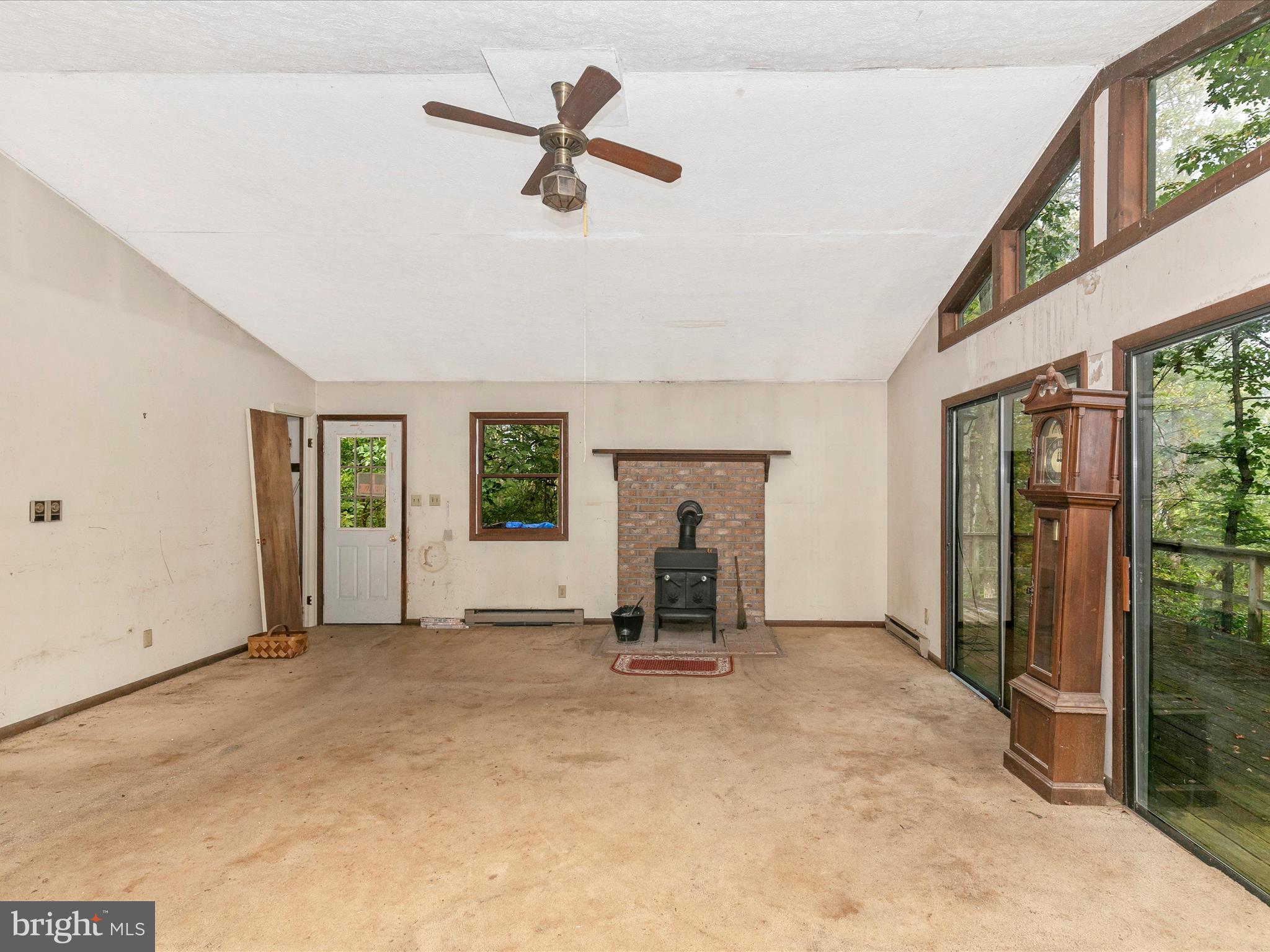 RIVER VIEW - Residential