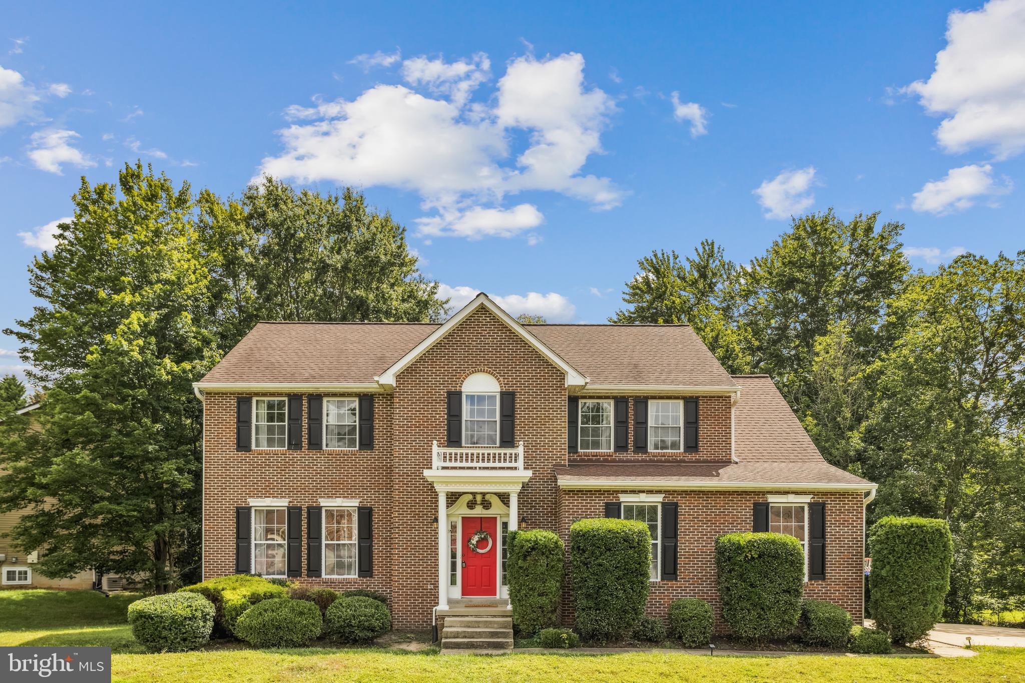 2404 BERRY THICKET COURT
